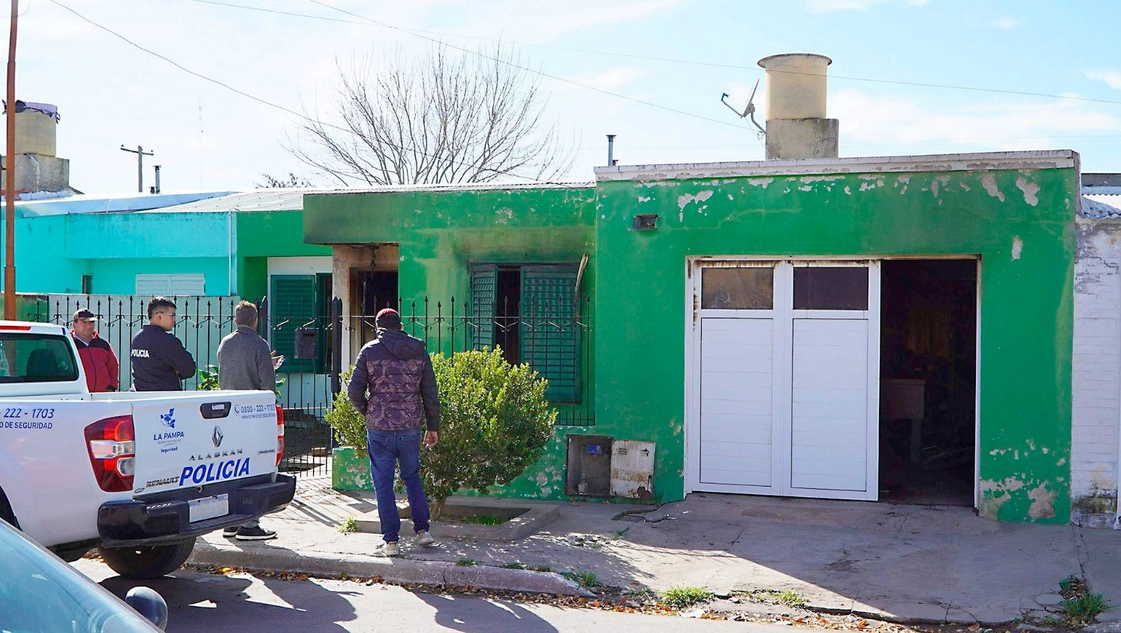 Castex: se quemó una casa por un cigarrillo