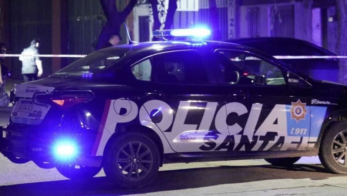 Santa Fe: niño de 5 años alertó a vecinos sobre el femicidio de su madre