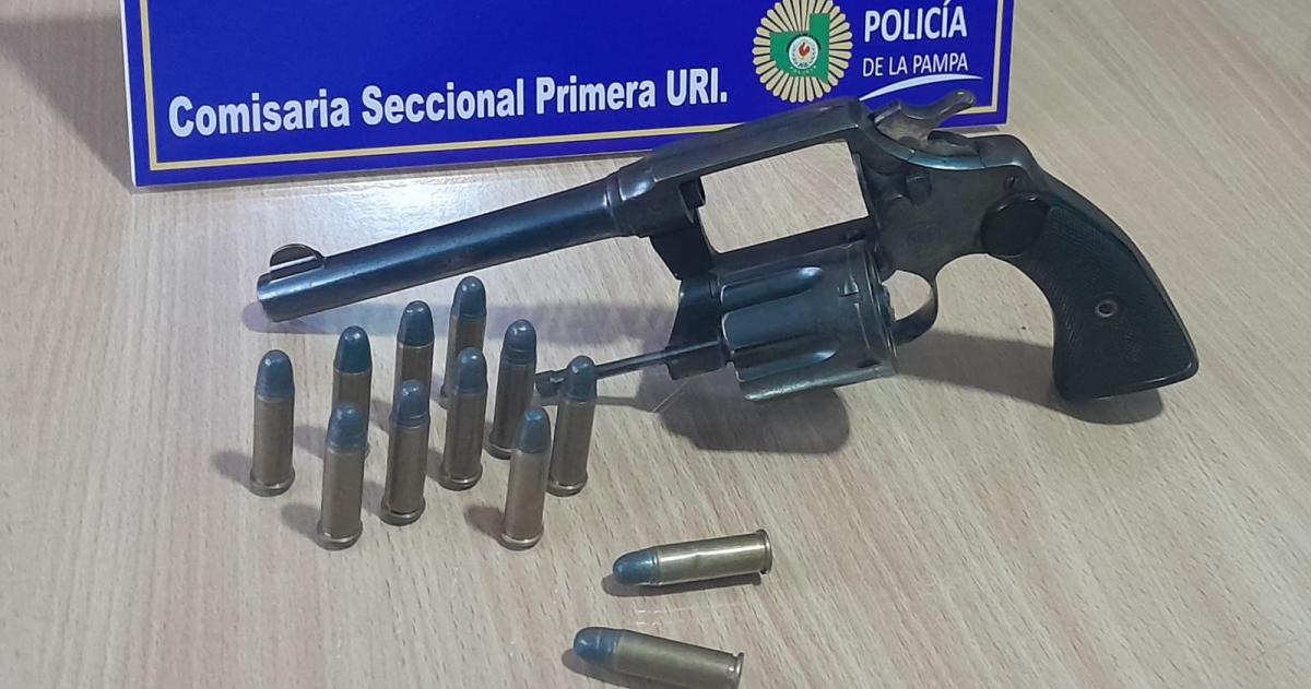 Allanamiento por drogas terminó con el secuestro de un revólver calibre 38 y municiones