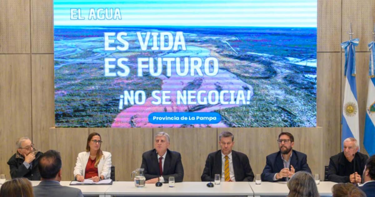 La comunidad organizada para protegerse, los votos de la ignorancia y el saqueo