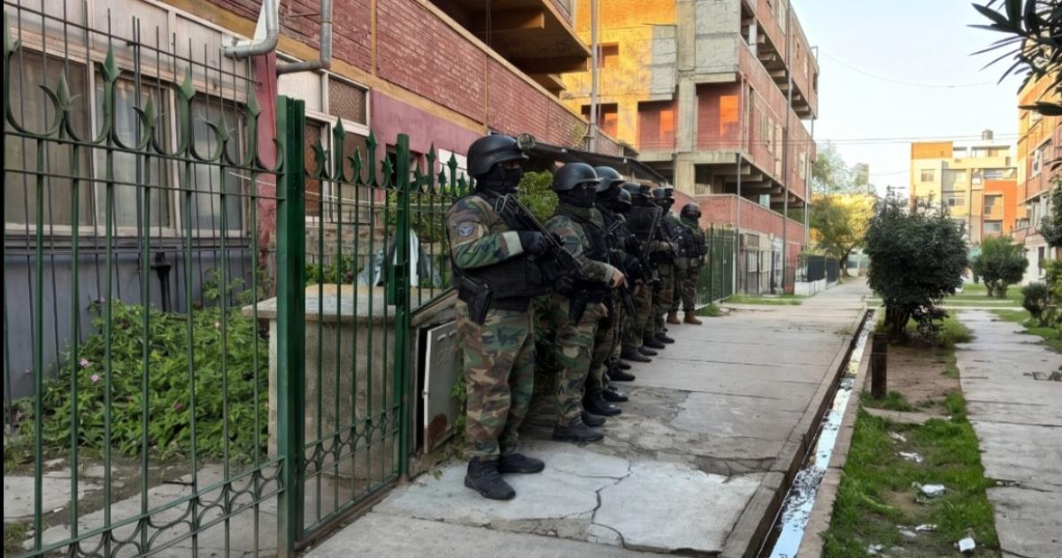 Realizaron operativo en el barrio Malvinas y detuvieron a dos personas