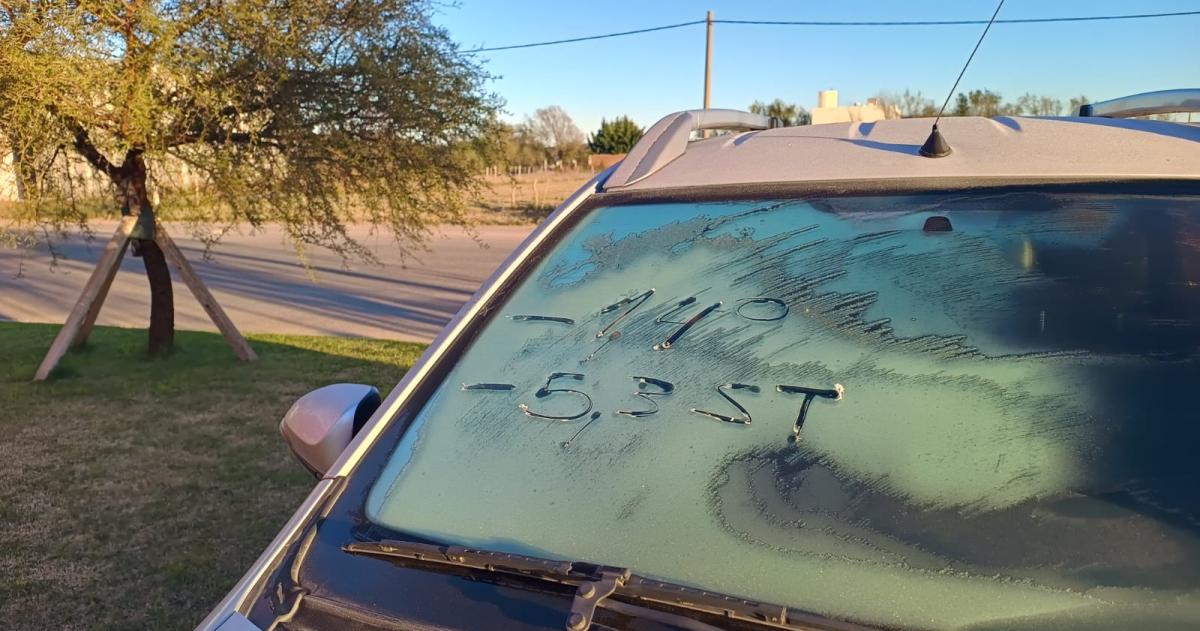 Lunes de helada en Santa Rosa: el frío se hizo sentir con una térmica bajo cero