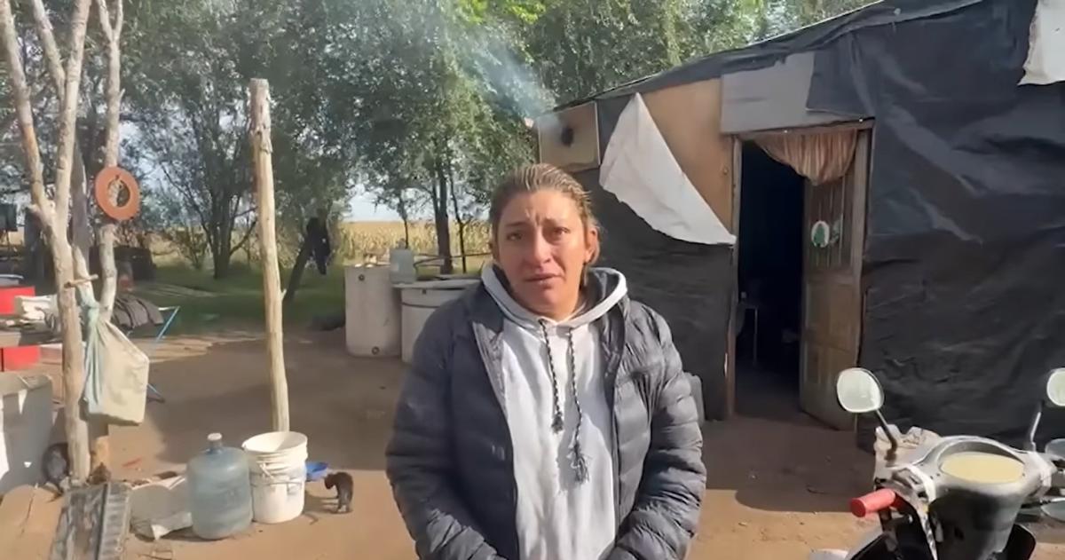 Una madre denuncia que les quitaron el transporte escolar a sus hijos