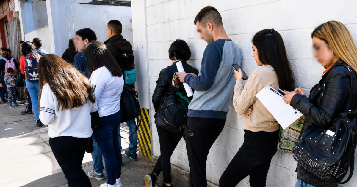 La provincia perdió 600 empleos privados registrados en el último año