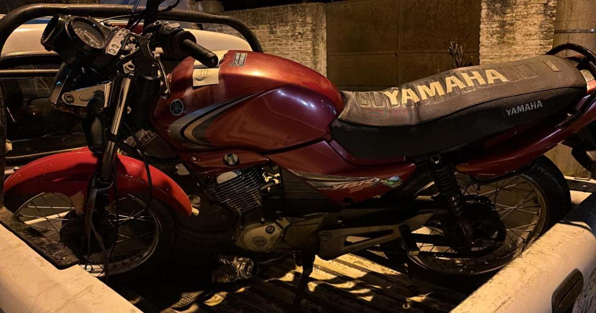 Motociclista borracho hacía maniobras peligrosas por la Avenida Luro