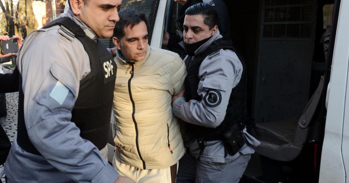 Leal se negó a declarar y evitó hablar de los 2,4 millones de dólares secuestrados