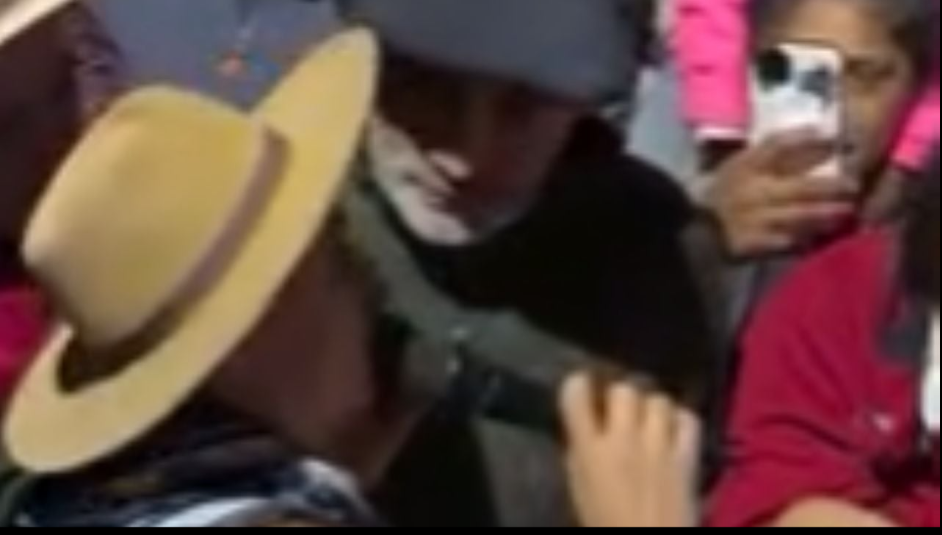 Polémica en un festival: creyeron que Paquito Ocaño hacía playback-VIDEO