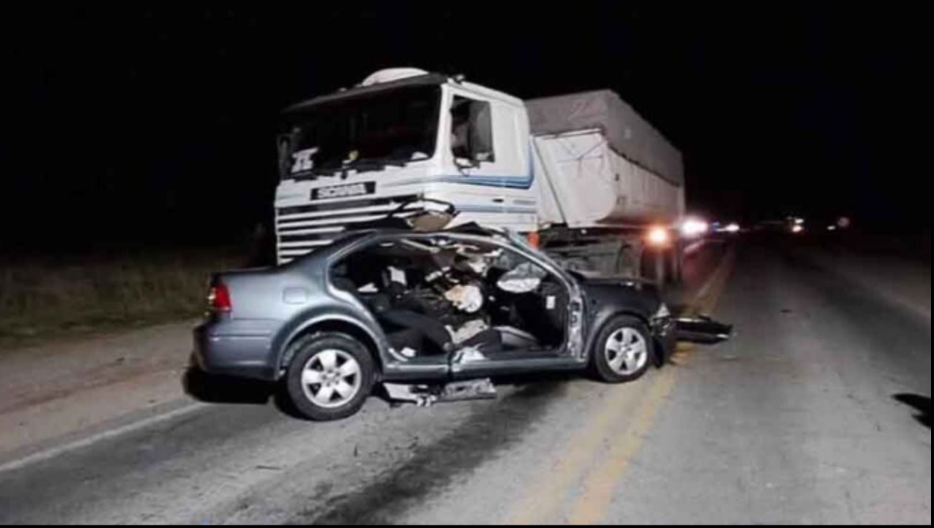 Tragedia en la Ruta 3: murió un hombre tras chocar contra un camión