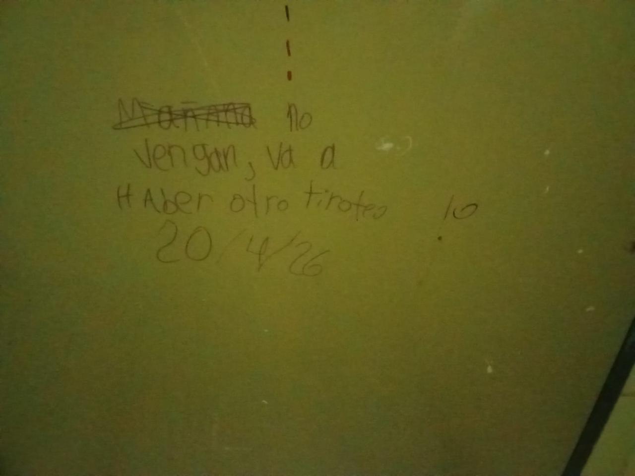 Tiene 11 años y escribió un mensaje en una escuela de Macachín: “No vengan, va a haber otro tiroteo”