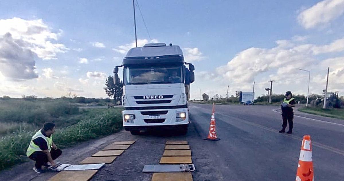 Rutas bajo presión: Vialidad detectó camiones con hasta 3.600 kilos de exceso de peso