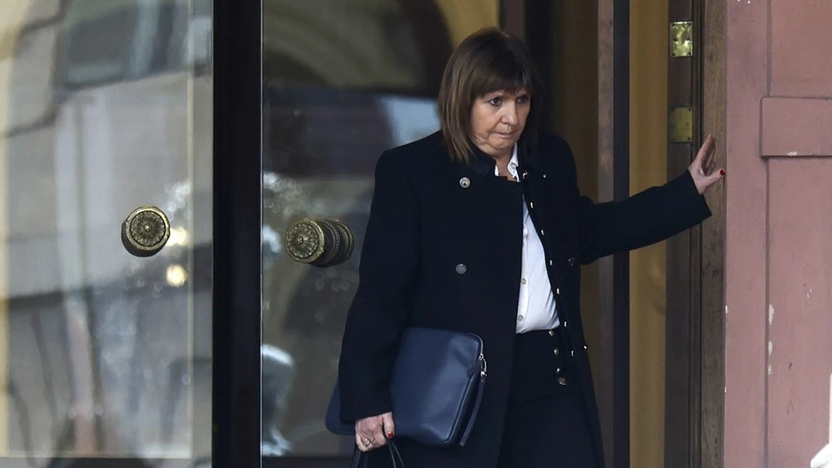 Patricia prepara un partido nacional con Valdés por si rompe con Milei