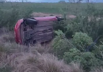 Fuerte vuelco entre Villa Huidobro y Rancul