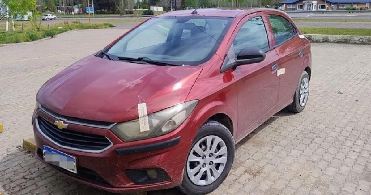 Detectan auto con pedido de secuestro durante un control en Casa de Piedra