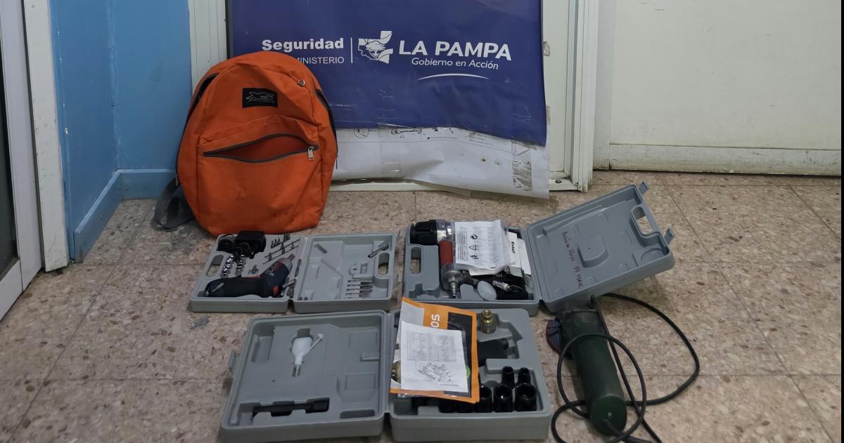 Dos detenidos con un botín de herramientas robadas