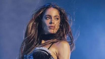Tini Stoessel lanzó un picante mensaje sobre su familia en su regreso a los escenarios