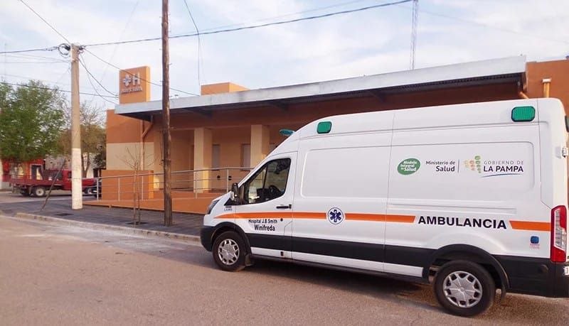 Tragedia laboral en Mauricio Mayer: un joven de 22 años murió tras ser arrollado por un tractor y debió ser trasladado en un vehículo particular porque la ambulancia no estaba disponible