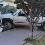 Una camioneta se incrustó en una casa en 25 de Mayo 