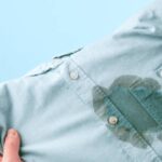 ¿Cómo sacar las manchas de salsa en la ropa de forma rápida y efectiva?