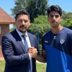 Vélez sorprendió en el mercado: fichó a un delantero de 1,95 metros del Federal A