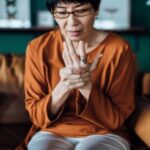 Glucosamina: qué es, para qué sirve y qué alimentos la contienen para aliviar los dolores articulares