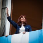 Cristina Kirchner evoluciona favorablemente tras su cirugía y podría recibir el alta este lunes