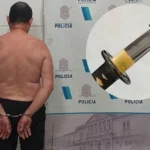 Violencia extrema: golpeó a su vecina y la amenazó con una katana