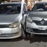 Choque nocturno con daños materiales en la Avenida San Martín