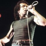Alcohol, rock y descontrol: la noche de excesos que terminó con la vida de Bon Scott, vocalista de AC/DC
