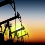 El petróleo se aleja de los US$100 el barril