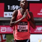 Histórico Maratón de Londres: Sabastian Sawe bajó las dos horas en un podio con otros dos atletas que mejoraron el récord mundial