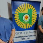 Robaron plantas de cannabis autorizadas, los allanaron y les encontraron un arsenal