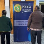 Pareja de adultos mayores robó un iPhone en una joyería y cayó a las tres cuadras