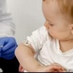 Aumentan los casos de coqueluche en Argentina y expertos instan a reforzar la vacunación