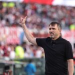 Eduardo Coudet se mostró feliz por el rendimiento de Colidio e hizo una broma por el rubio platinado de Subiabre