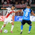 River se condicionó con una prematura expulsión ante un rival inferior y firmó el empate