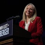 Las nuevas leyes que firmó Spanberger con acuerdos bipartidistas: salud, vivienda asequible en Virginia y energía