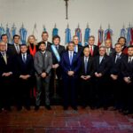 El Gobierno dispuso un anticipo financiero a 12 provincias por $400.000 millones