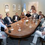 Dirigentes del PJ buscan construir una alternativa a Kicillof y al kirchnerismo para 2027