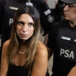 Agostina Páez volvió a la Argentina: cómo fue su llegada y qué dijo apenas aterrizó