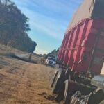 Un choque en la Ruta 35 provocó un incendio de pastizales