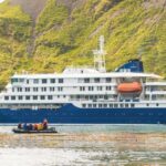 Qué se sabe del brote de hantavirus en un crucero que zarpó de la Argentina y dejó al menos tres muertos