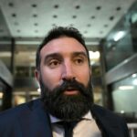 Juicio por la muerte de Diego Maradona: una audiencia con problemas técnicos, gritos, fuertes cruces y más testigos