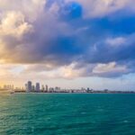 Noticias del sur de Florida hoy, en vivo: banderas a media asta y alerta por inundaciones en Miami