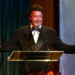 “Volví a nacer”: el dramático giro en la vida de Tim Curry, el actor detrás de recordados y oscuros personajes