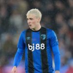 Bournemouth separó del plantel a Álex Jiménez por mensajes suyos con una menor de 15 años