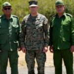 Sugestiva reunión en Guantánamo: el jefe militar de EE.UU. se reunió con un alto mando del Ejército cubano