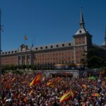Una multitud se manifestó en las calles de Madrid para pedir la renuncia de Pedro Sánchez