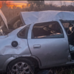 Se distrajo al volante por mirar el celular y terminó volcando en Ruta 5