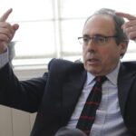 Después de 30 años restituyeron al procurador general de Santa Cruz, Eduardo Sosa