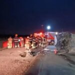 Choque fatal en Córdoba: dos muertos y más de 15 heridos